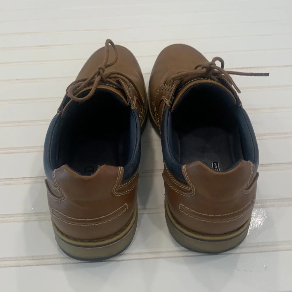 Izod‎ Memory Foam Lace Up Oxfords size 11.5.